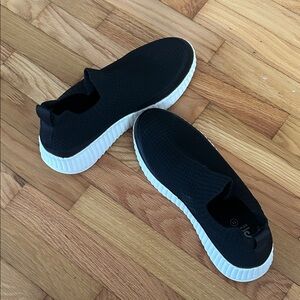 Black Steve Madden Women’s Slip-On Sneakers with White Soles. NWOT. Size 11